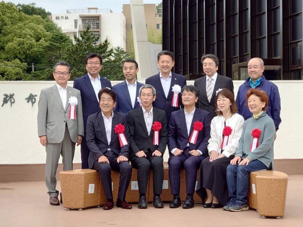 ホンダカーズ愛知南 寄贈！ 蒲郡ベンチアートプロジェクト「ちょっと集合」除幕式【奉仕活動】