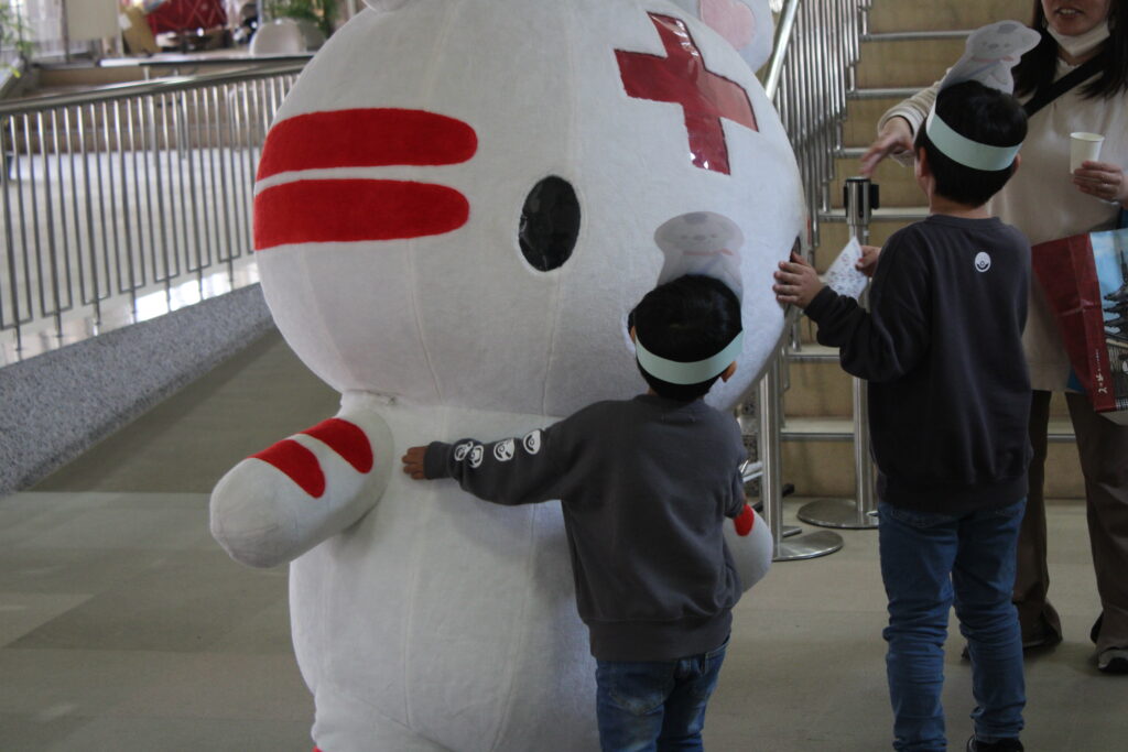 献血活動(第42回福祉まつり)主催：蒲郡市社会福祉協議会【奉仕活動】